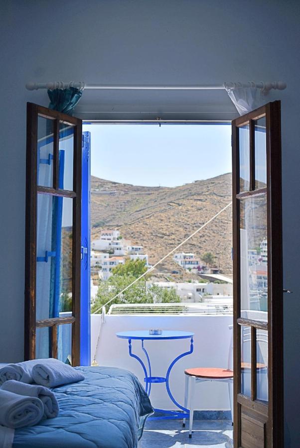 Martinos Studios, Merihas Port Kíthnos Exteriör bild